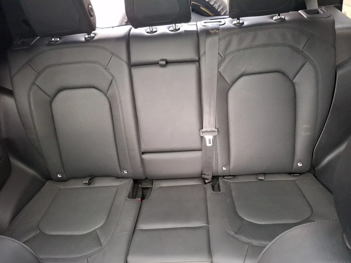 Land Rover Defender 3.0 90 Hse 4x4 At año 2025