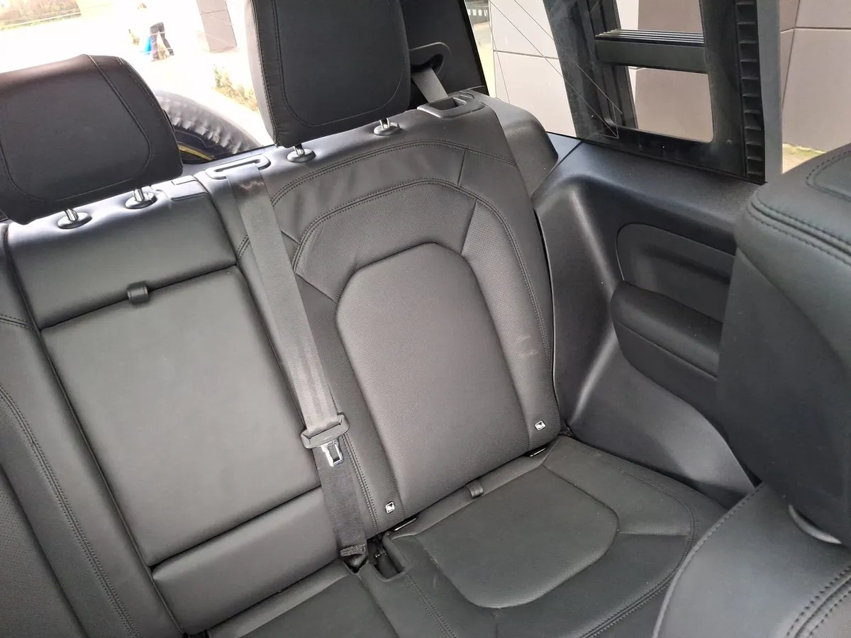Land Rover Defender 3.0 90 Hse 4x4 At año 2025