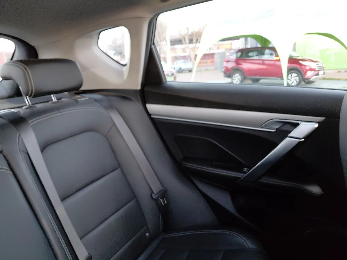 Geely Coolray 1.5 Exclusive 4x2 At 5p año 2023