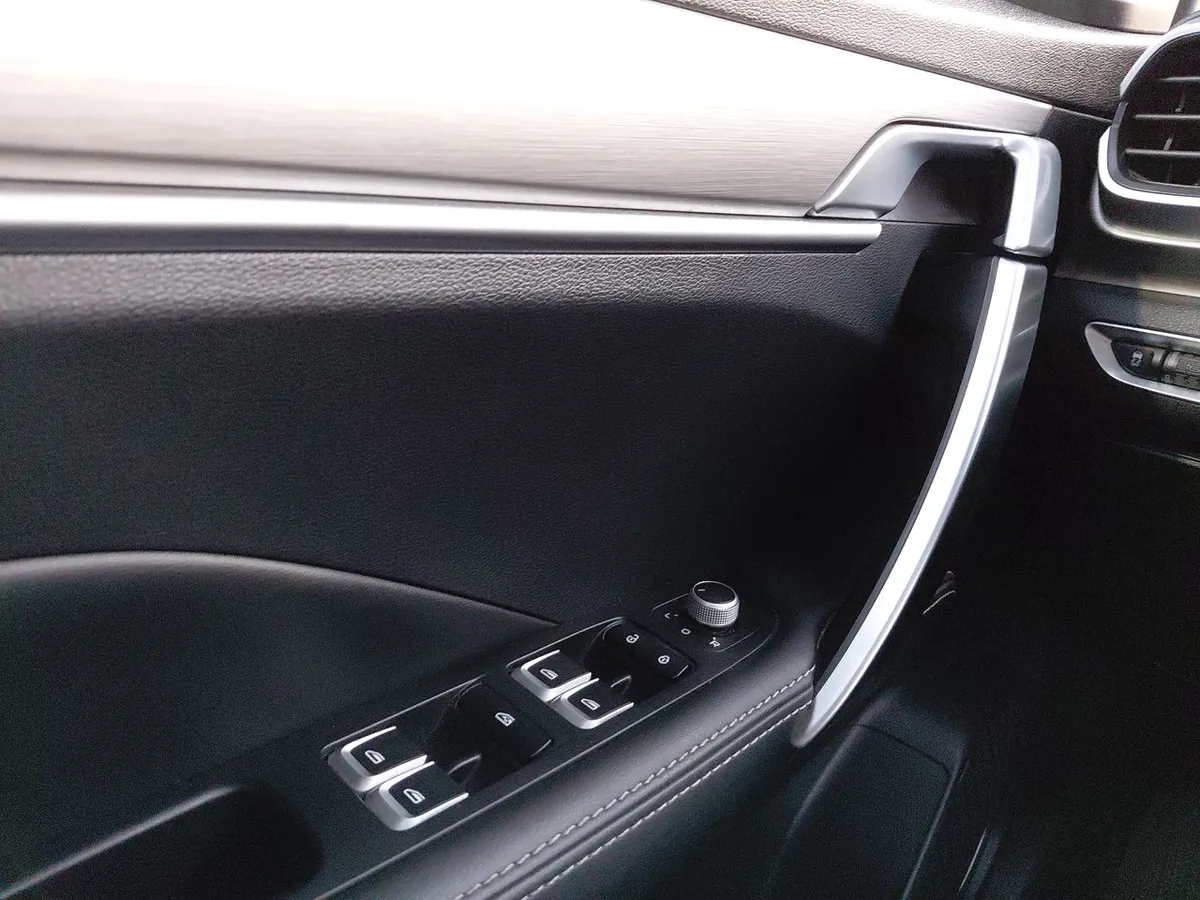 Geely Coolray 1.5 Exclusive 4x2 At 5p año 2023