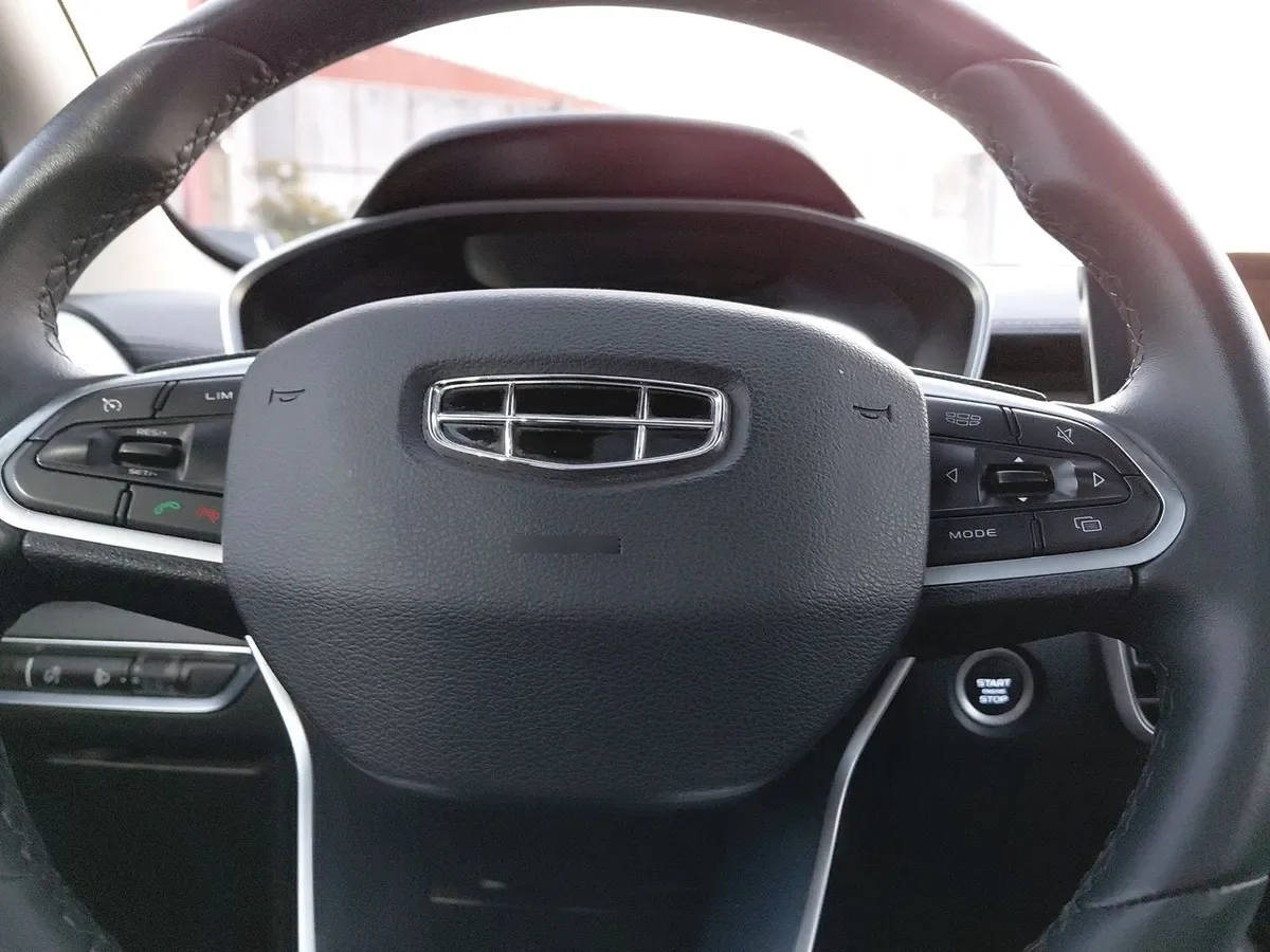 Geely Coolray 1.5 Exclusive 4x2 At 5p año 2023