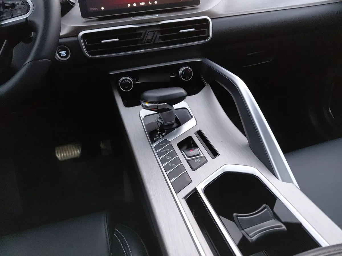 Geely Coolray 1.5 Exclusive 4x2 At 5p año 2023