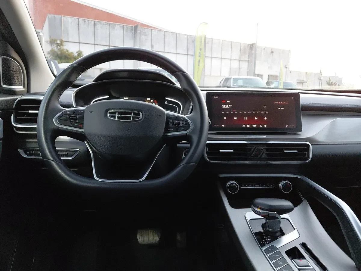 Geely Coolray 1.5 Exclusive 4x2 At 5p año 2023