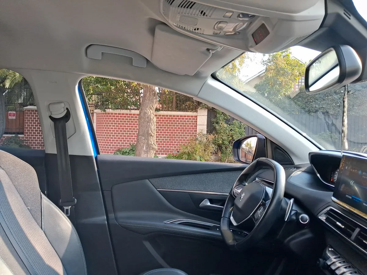 Peugeot 3008 1.6 Allure Thp 4x2 165 Eat6 5p año 2021