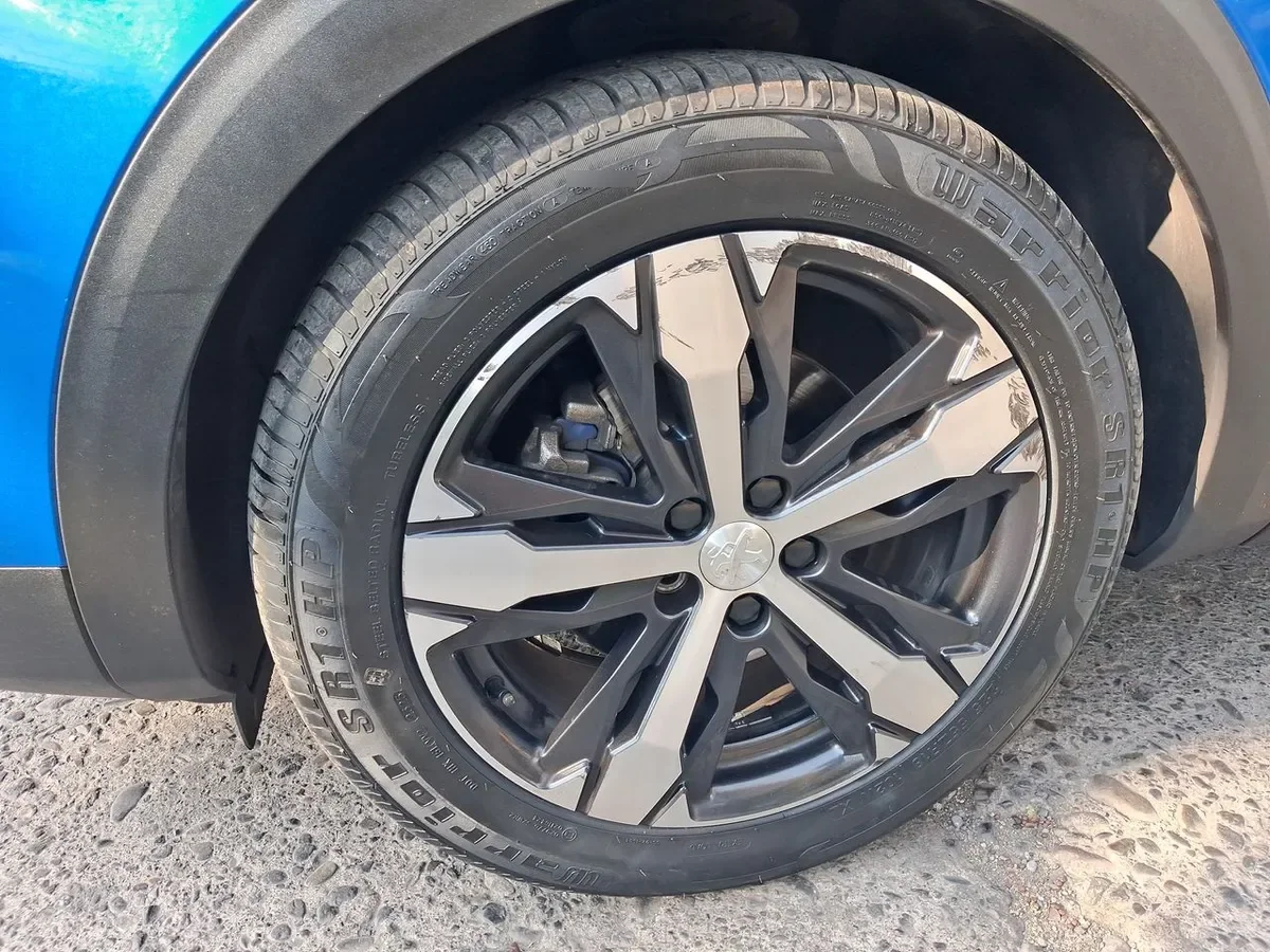 Peugeot 3008 1.6 Allure Thp 4x2 165 Eat6 5p año 2021