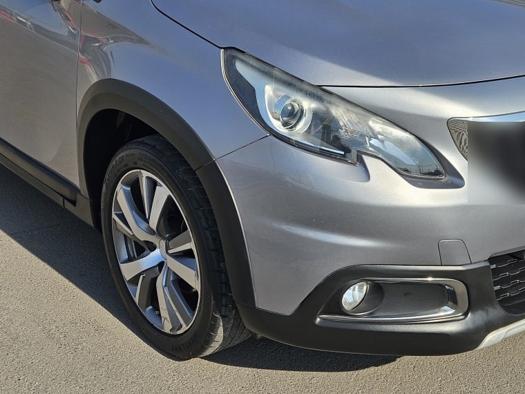 Peugeot 2008 Allure 1.5 Hdi Aut año 2020