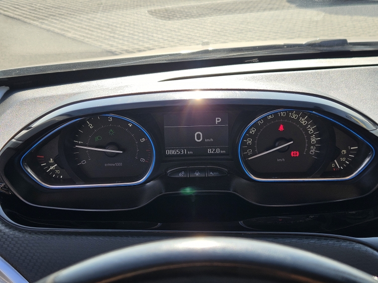 Peugeot 2008 Allure 1.5 Hdi Aut año 2020