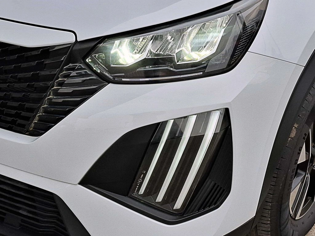 Peugeot 2008 Active año 2025
