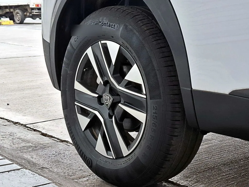 Peugeot 2008 Active año 2025