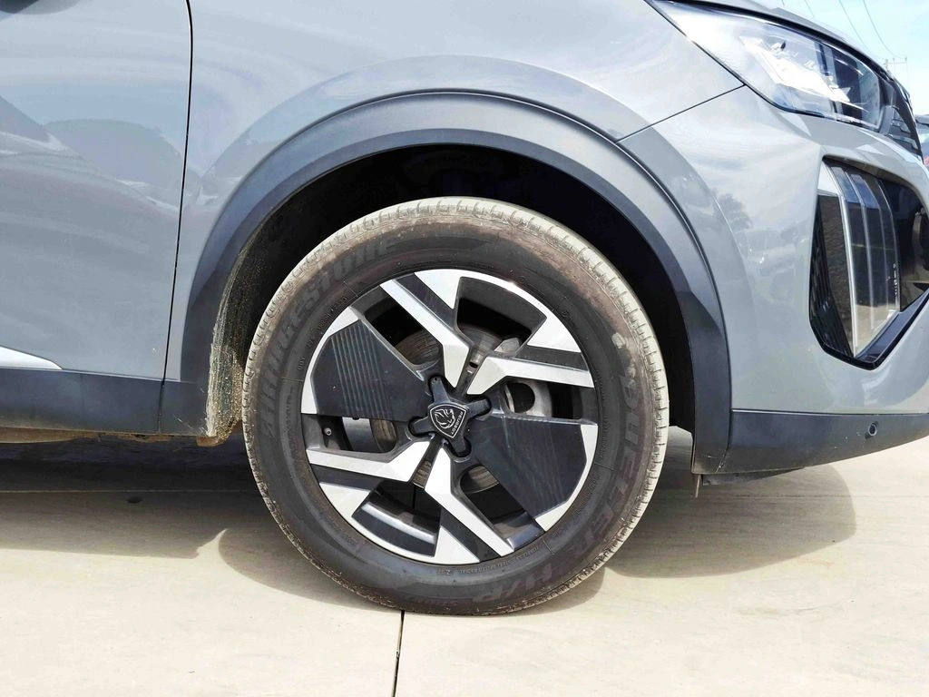 Peugeot 2008 Allure año 2024
