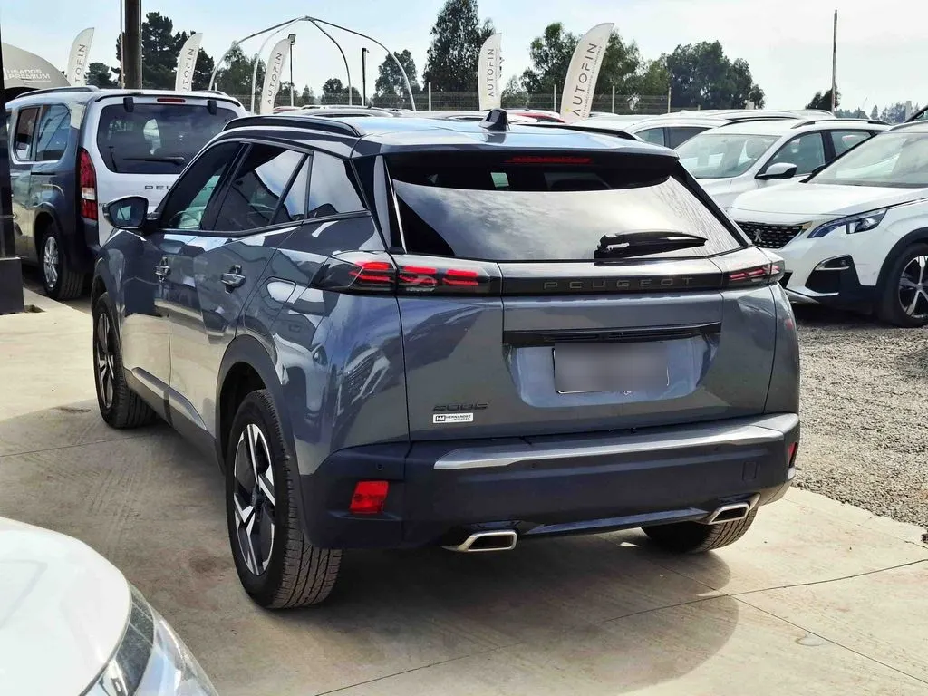 Peugeot 2008 Allure año 2024