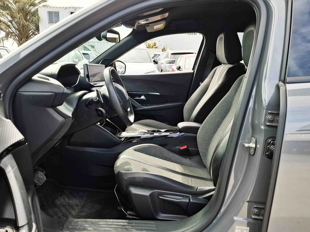 Peugeot 2008 Allure año 2024