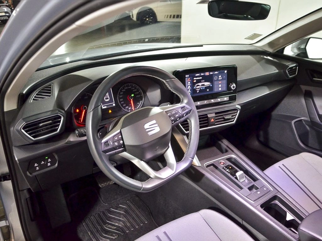 Seat Leon Tsi At8 1.4 Aut año 2023