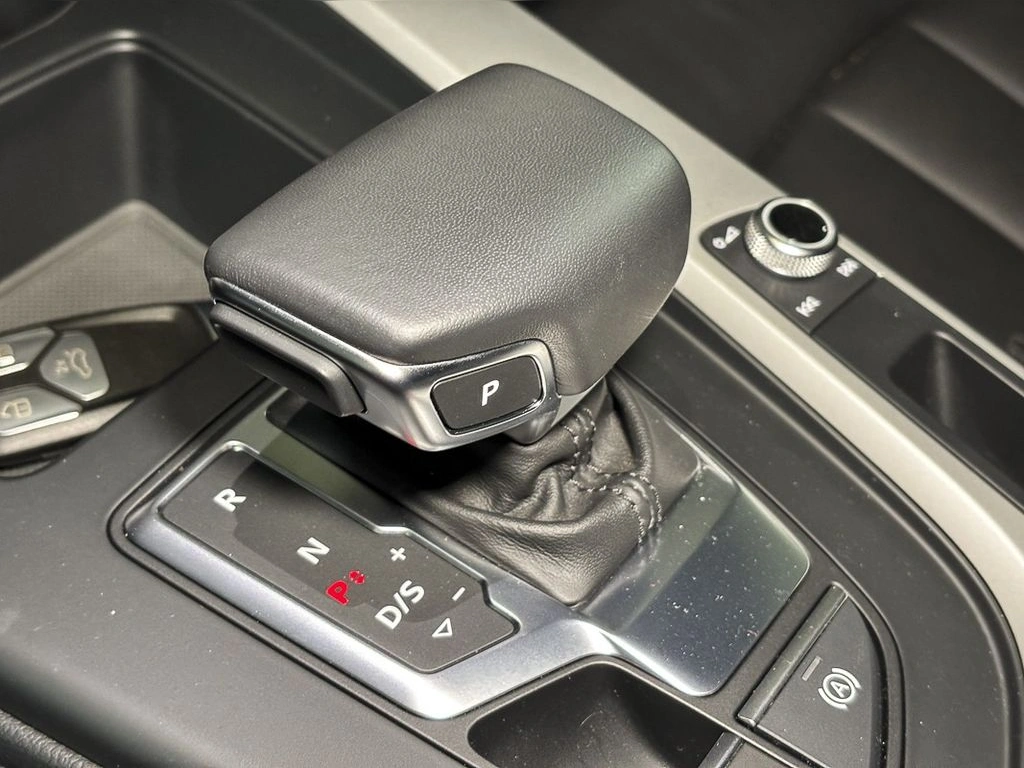 Audi A4 2.0 40 Tfsi Sport Special Edition At Hibrido año 2025