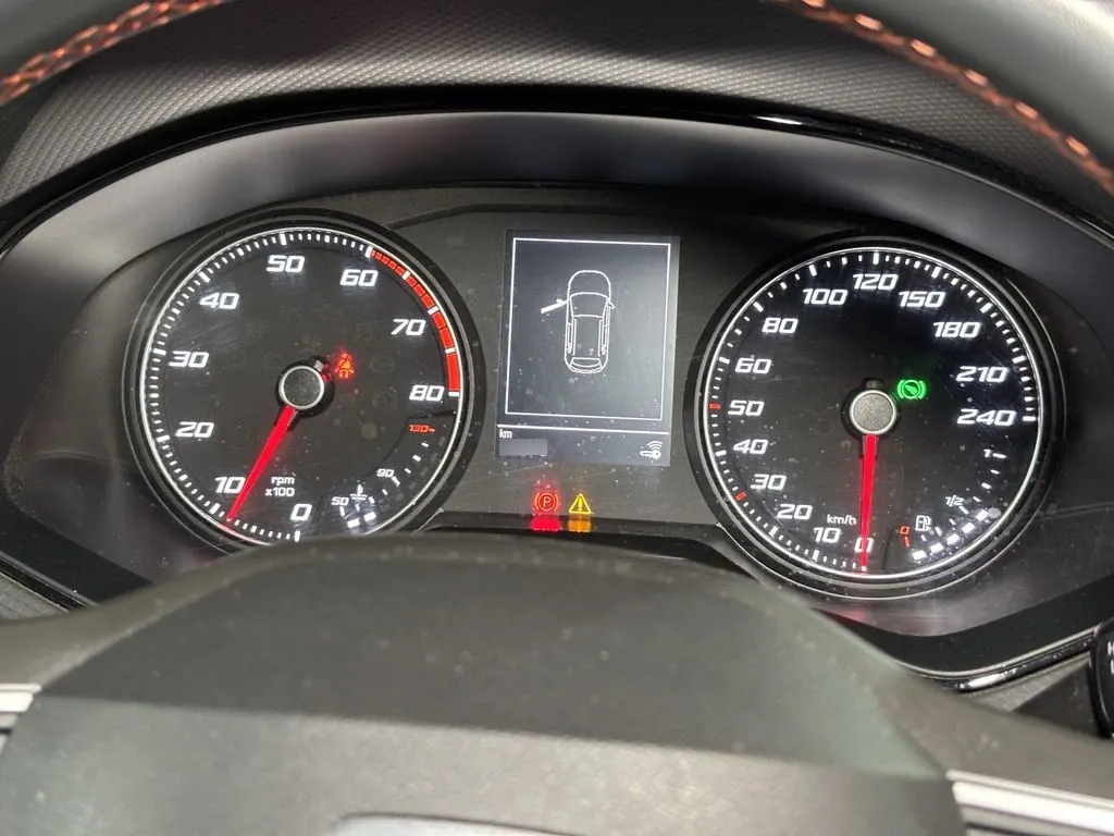 Seat Arona 1.6 Style At año 2023