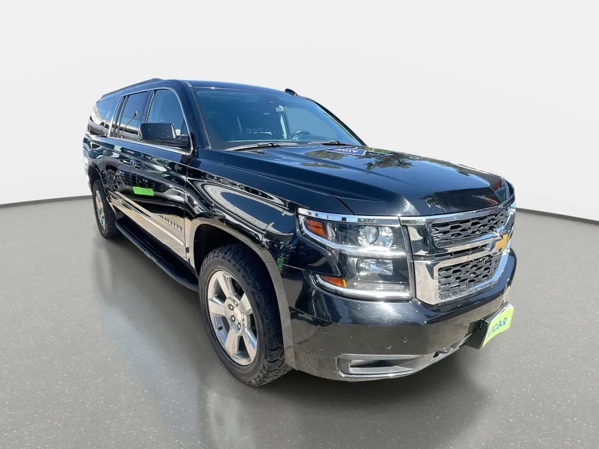 Chevrolet Suburban 5.3l Lt 4wd Su At 5p año 2021