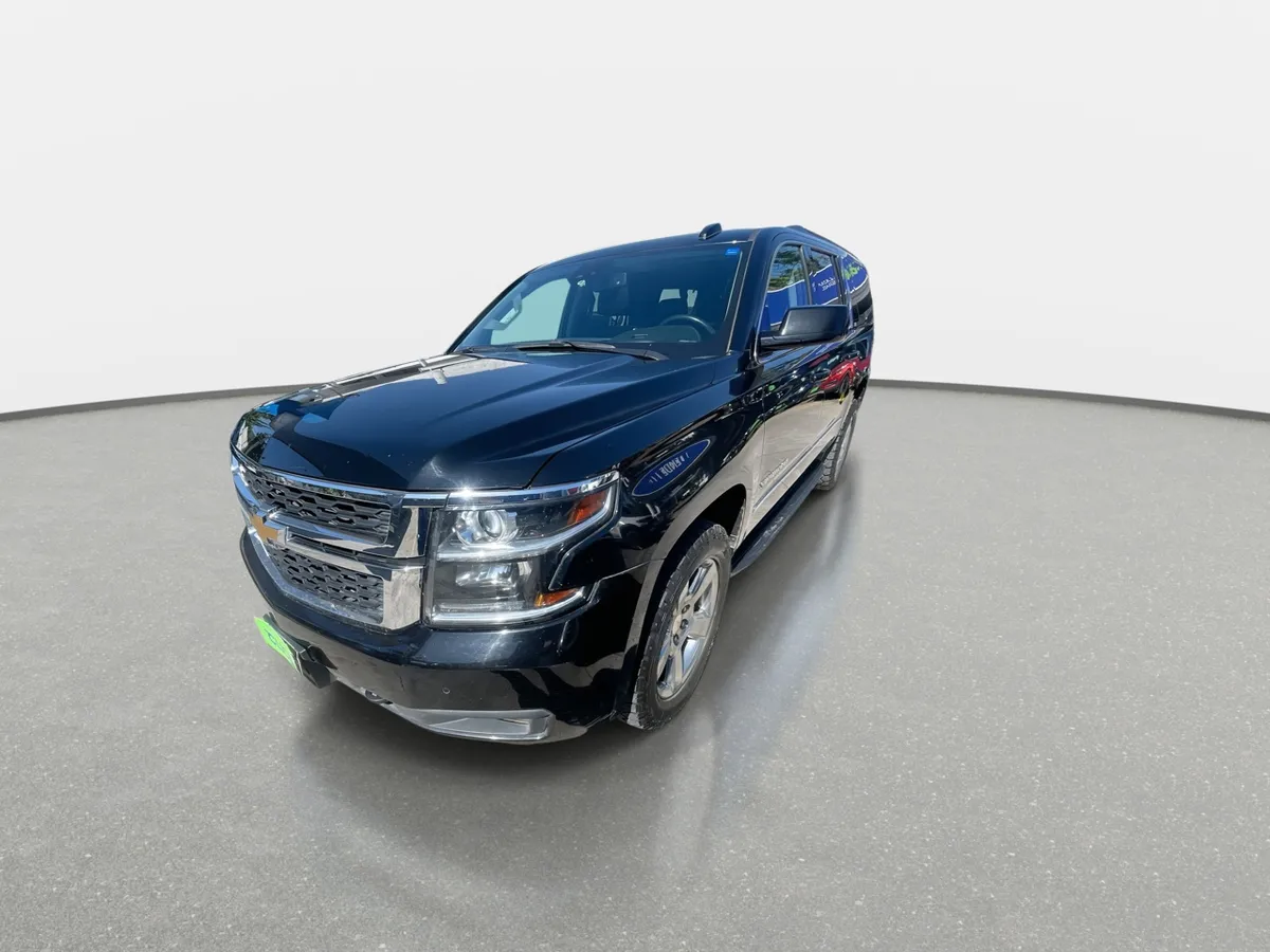 Chevrolet Suburban 5.3l Lt 4wd Su At 5p año 2021