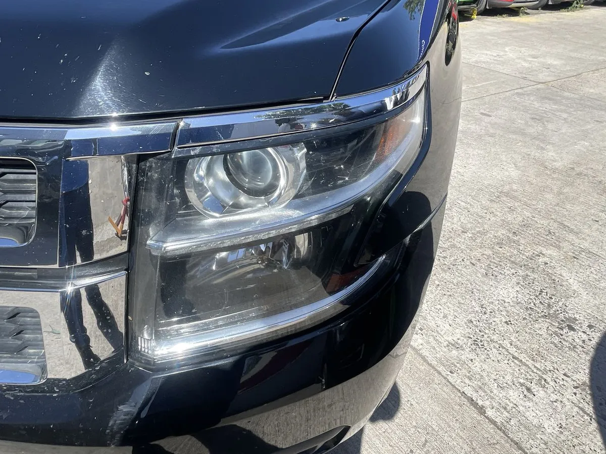 Chevrolet Suburban 5.3l Lt 4wd Su At 5p año 2021