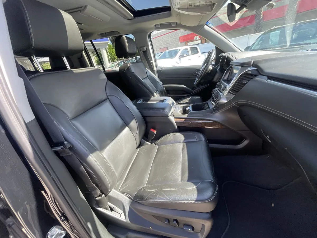 Chevrolet Suburban 5.3l Lt 4wd Su At 5p año 2021