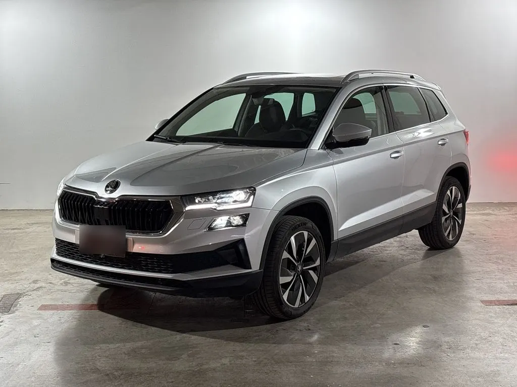 Skoda Karoq 1.4 Tsi Design 4x2 At 5p año 2026