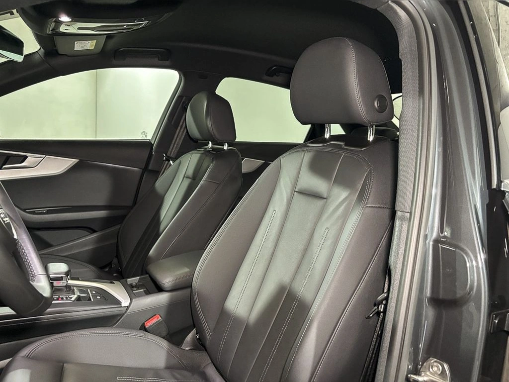 Audi A4 2.0 40 Tfsi Sport Special Edition At Hibrido año 2025