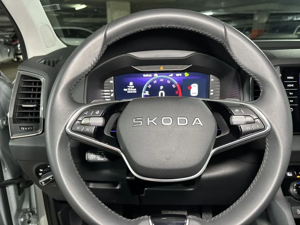 Skoda Karoq 1.4 Tsi Design 4x2 At 5p año 2026