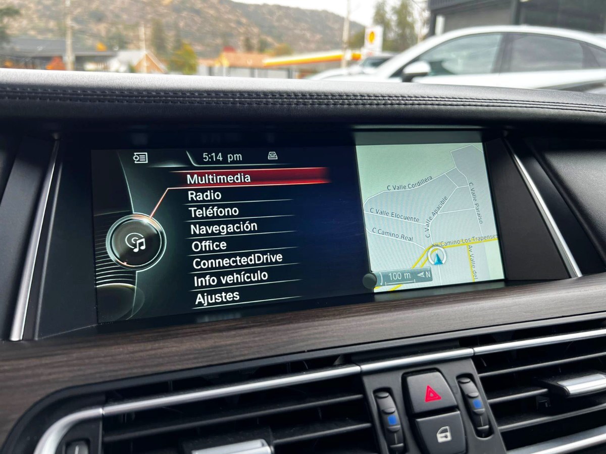 BMW 740 Active Hybrid 7 3.0 año 2014