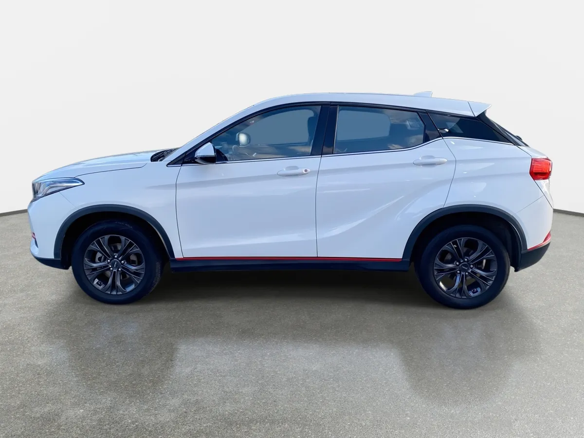 DFSK 500 1.5 Luxury 4x2 Mt 5p año 2025