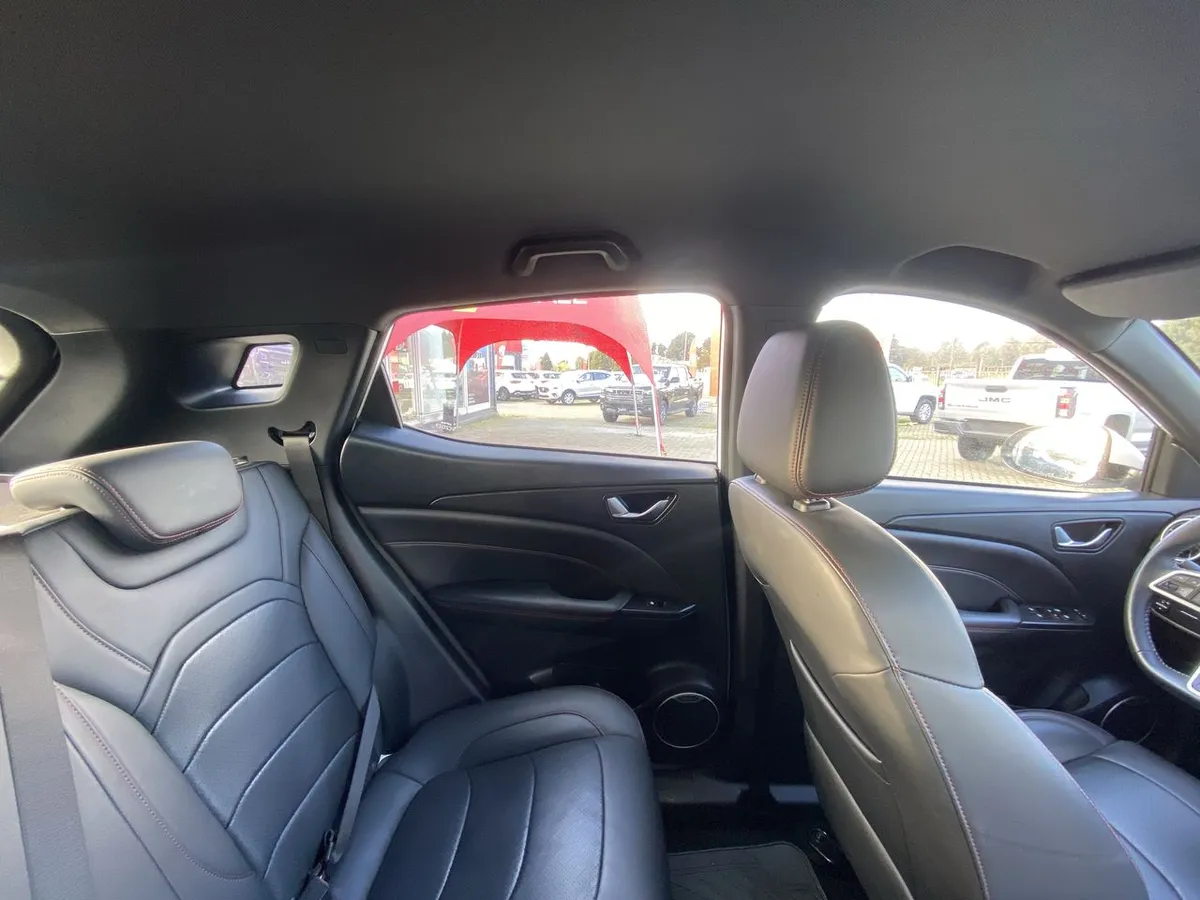 DFSK 500 1.5 Luxury 4x2 Mt 5p año 2025