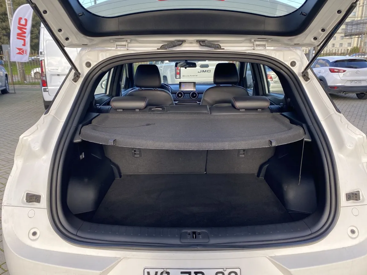 DFSK 500 1.5 Luxury 4x2 Mt 5p año 2025