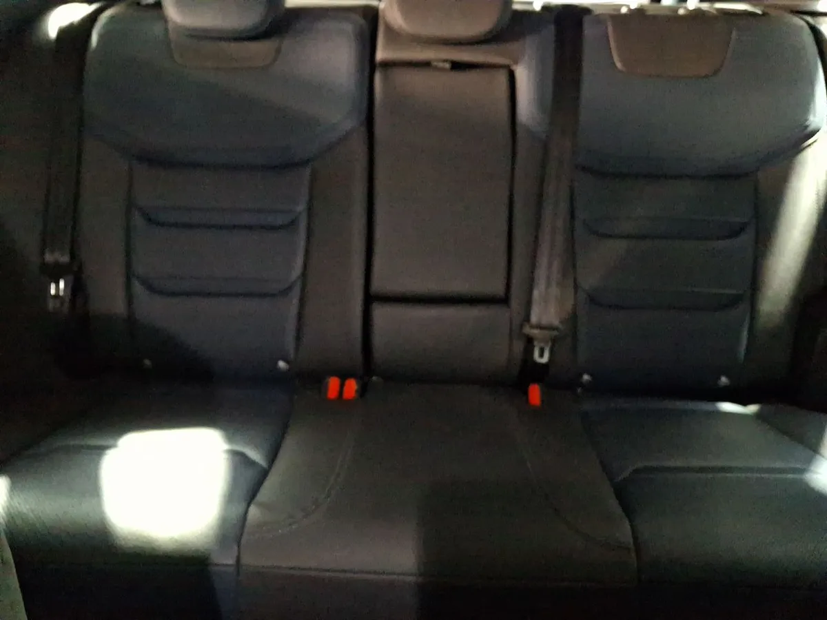 Ford Territory 1.5 Titanium 4x2 At 5p año 2025