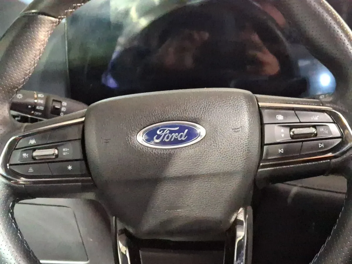 Ford Territory 1.5 Titanium 4x2 At 5p año 2025
