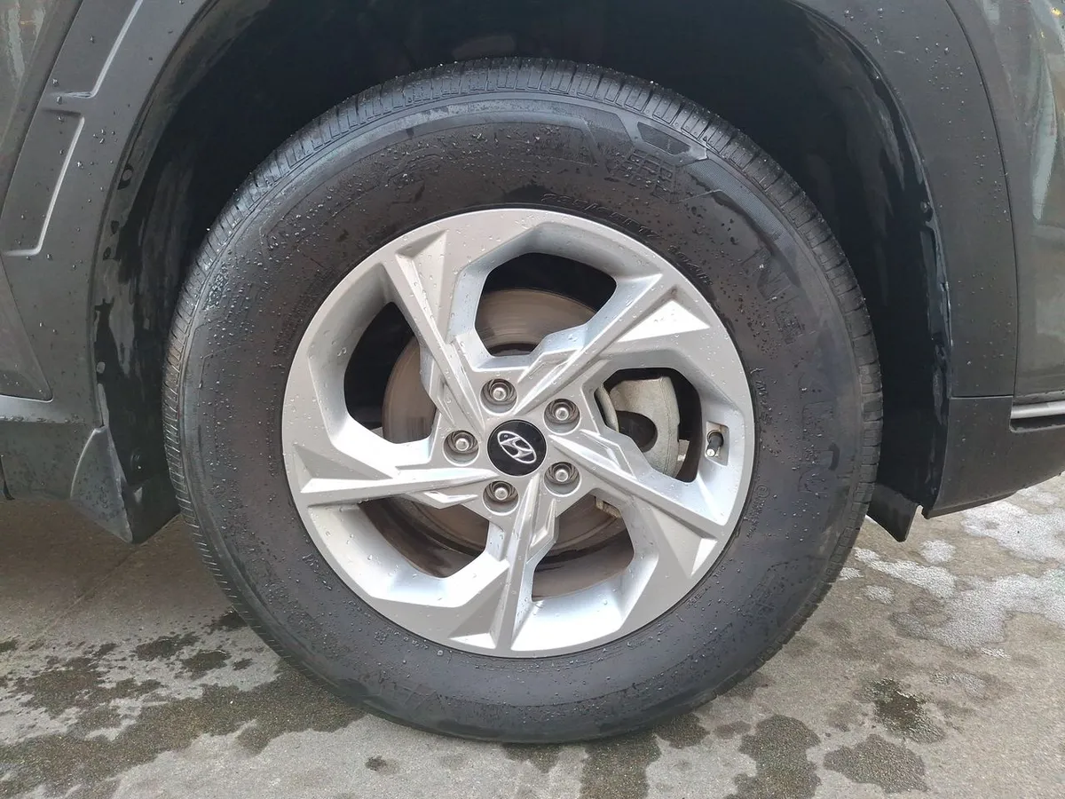 Hyundai Tucson 2.0 Nx4 Plus 2wd Mt 5p año 2023