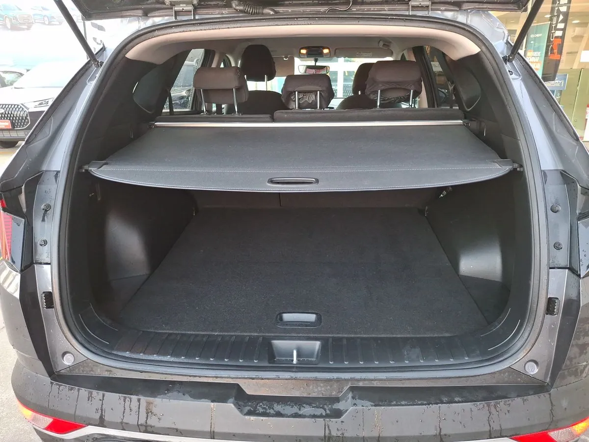 Hyundai Tucson 2.0 Nx4 Plus 2wd Mt 5p año 2023