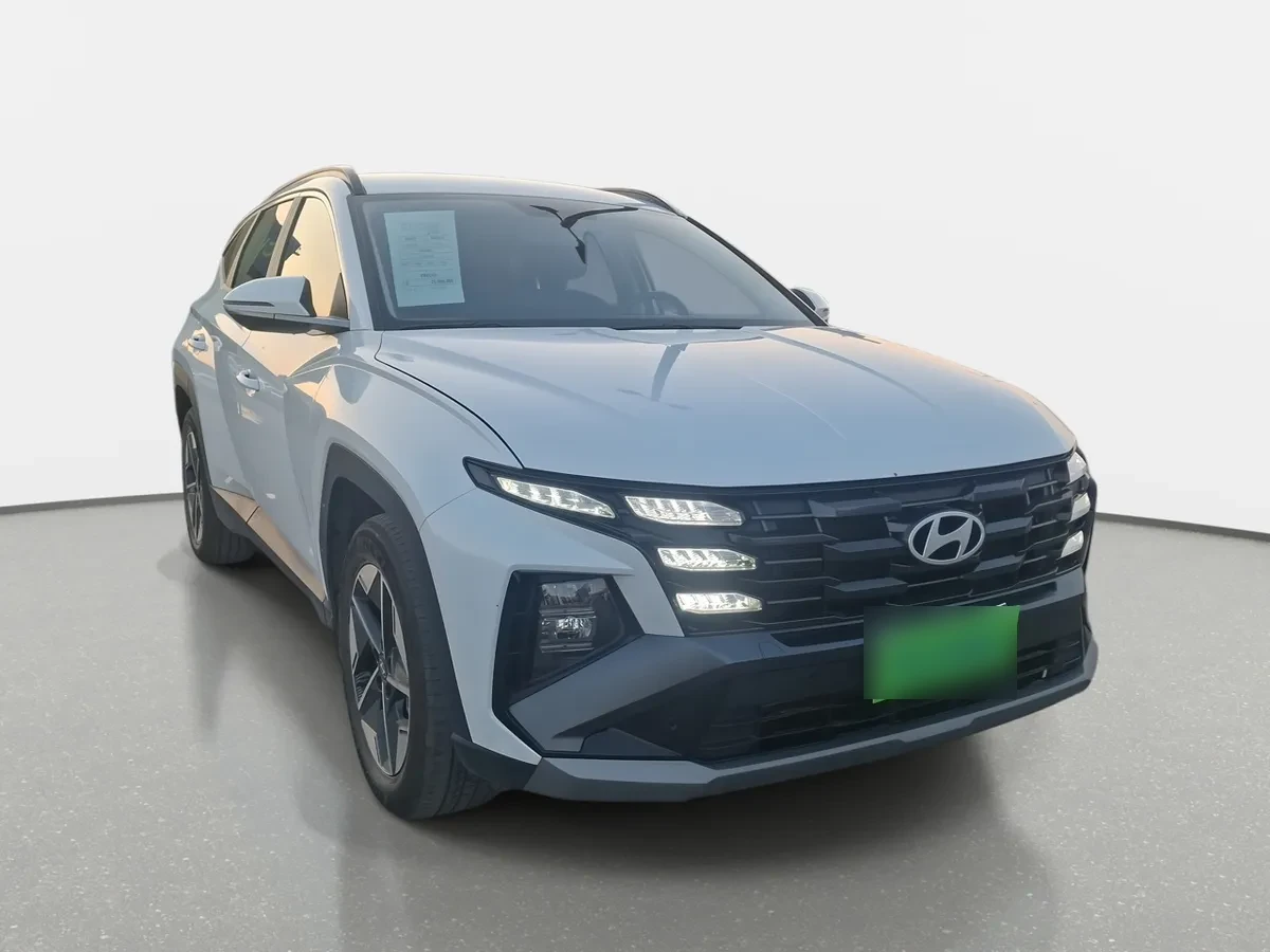 Hyundai Tucson 2.0 Nx4 Plus Fl Diesel 4wd At 5p año 2025