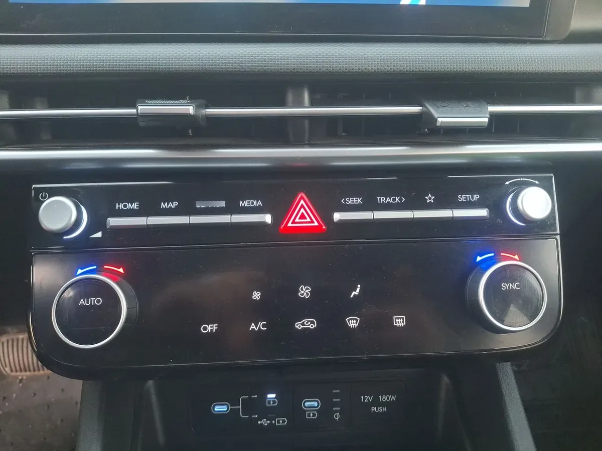 Hyundai Tucson 2.0 Nx4 Plus Fl Diesel 4wd At 5p año 2025