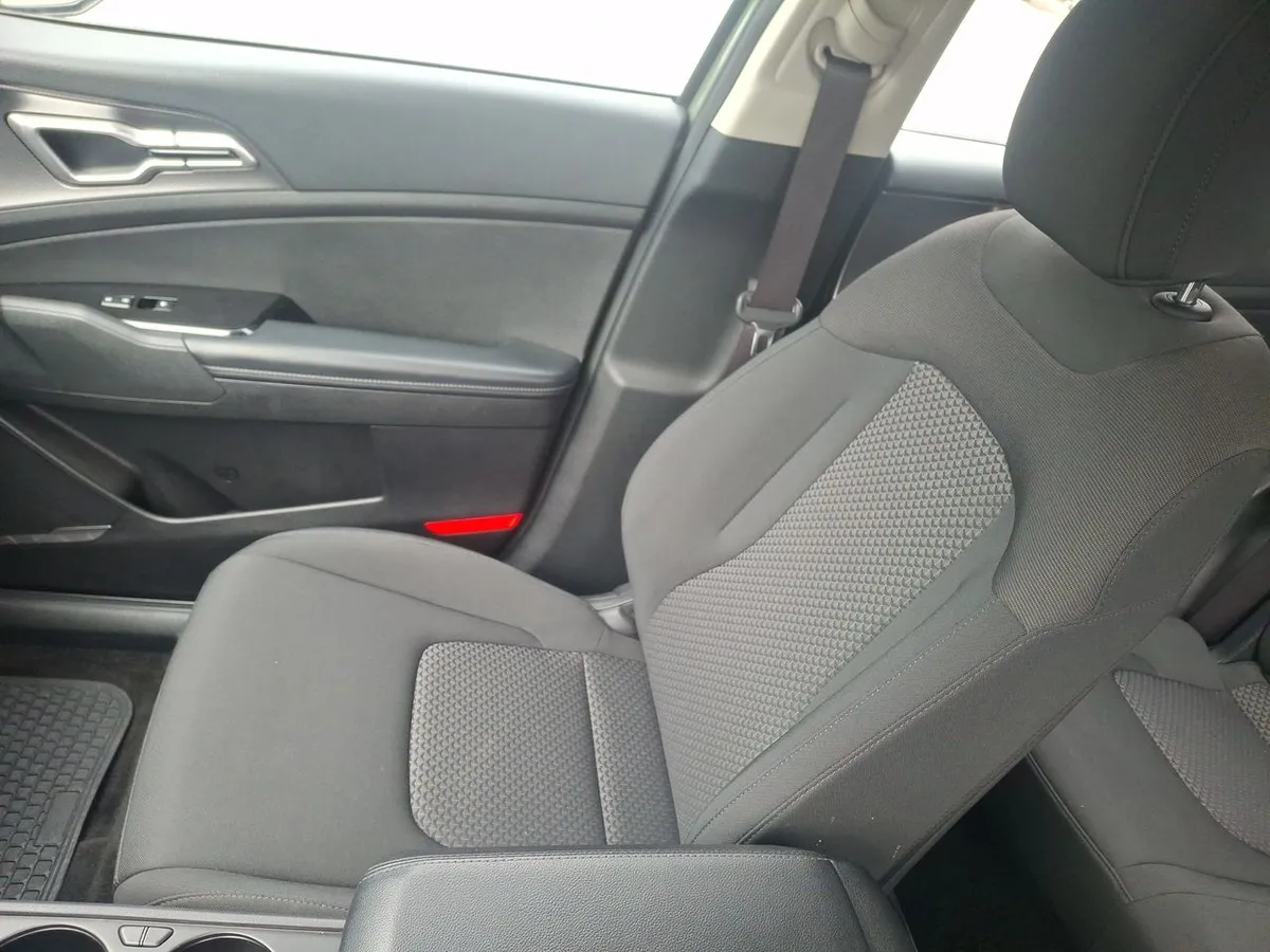 Kia Sportage 2.0 Ex Dies 2wd 8at 5p año 2025