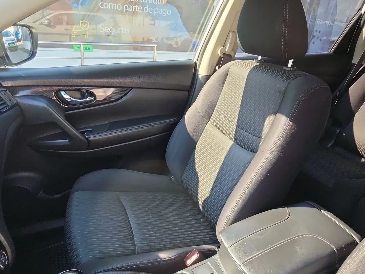 Nissan X-Trail 2.5 Advance 4x2 Cvt At 5p año 2019