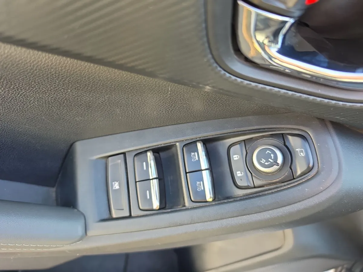 Subaru Crosstrek 2.0 Touring Es Awd Cvt At 5p año 2023