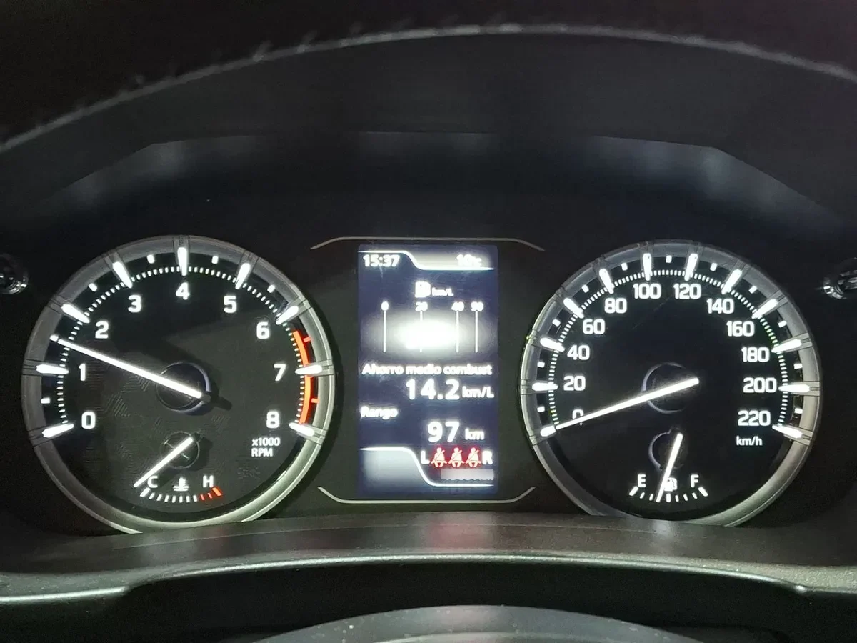 Suzuki Grand Vitara 1.5 Glx Hybrid 4x2 Mt 5p año 2024