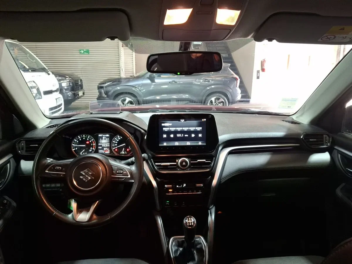 Suzuki Grand Vitara 1.5 Glx Hybrid 4x2 Mt 5p año 2024