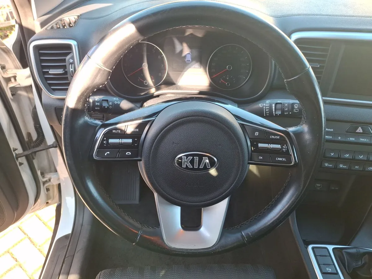 Kia Sportage 2.0 Lx 2wd 6mt 5p año 2019