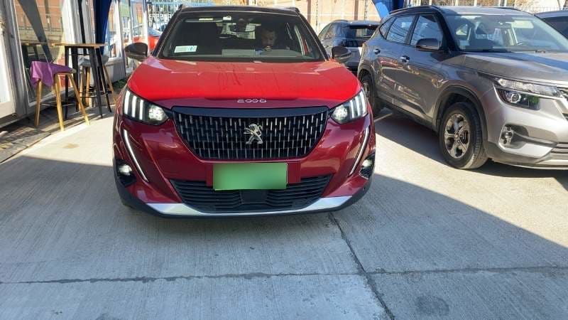 Peugeot 2008 1.5 Gt Bluehdi 130 Diesel 4x2 Eat8 5p año 2022