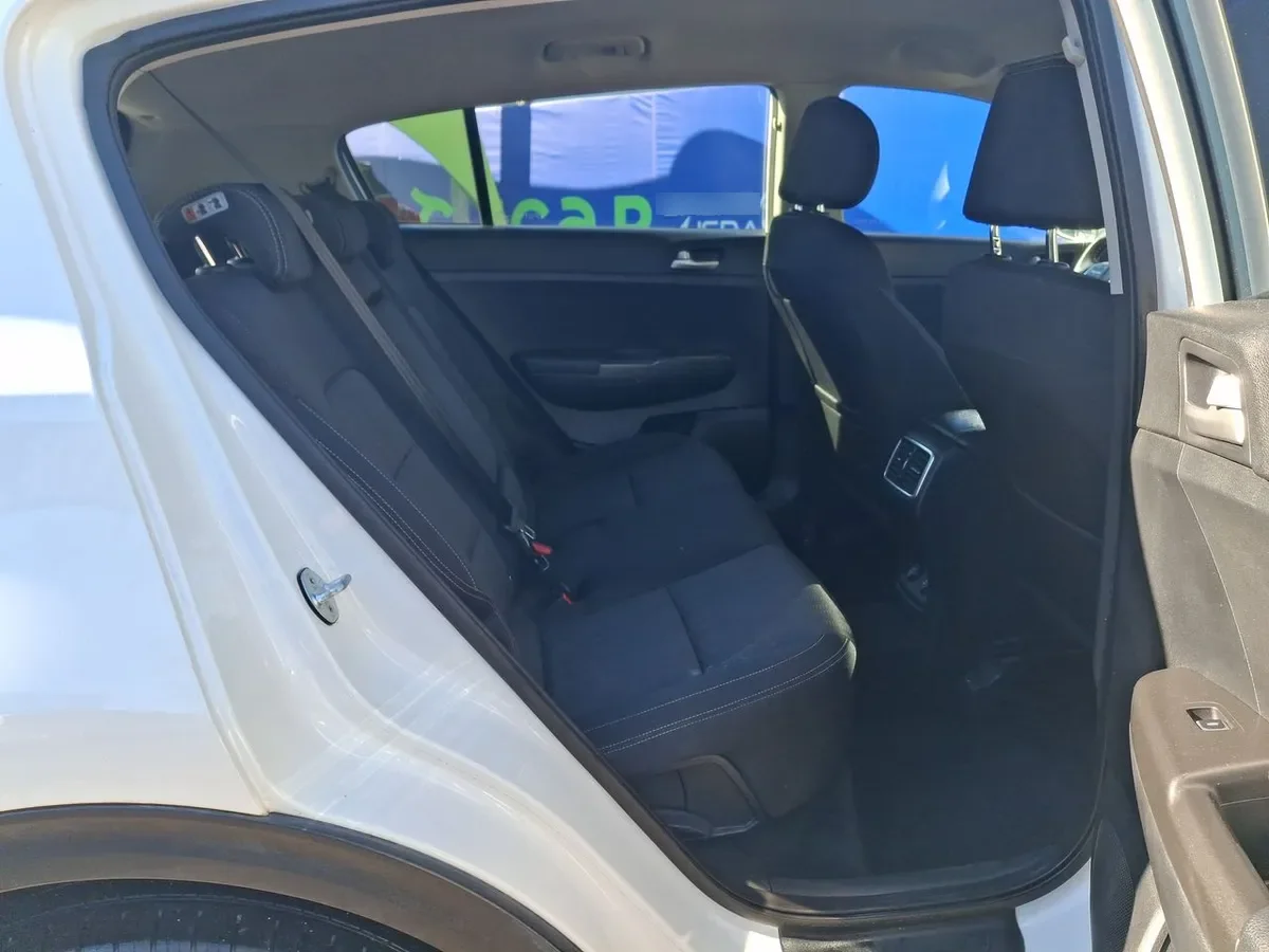 Kia Sportage 2.0 Lx 2wd 6mt 5p año 2019