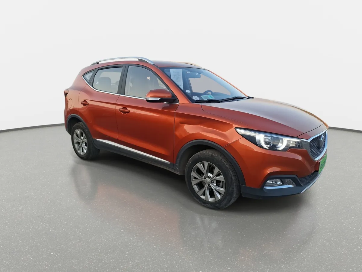 MG Mg Zs 1.5 Std 4x2 Mt 5p año 2024