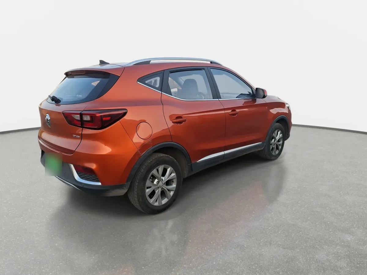 MG Mg Zs 1.5 Std 4x2 Mt 5p año 2024