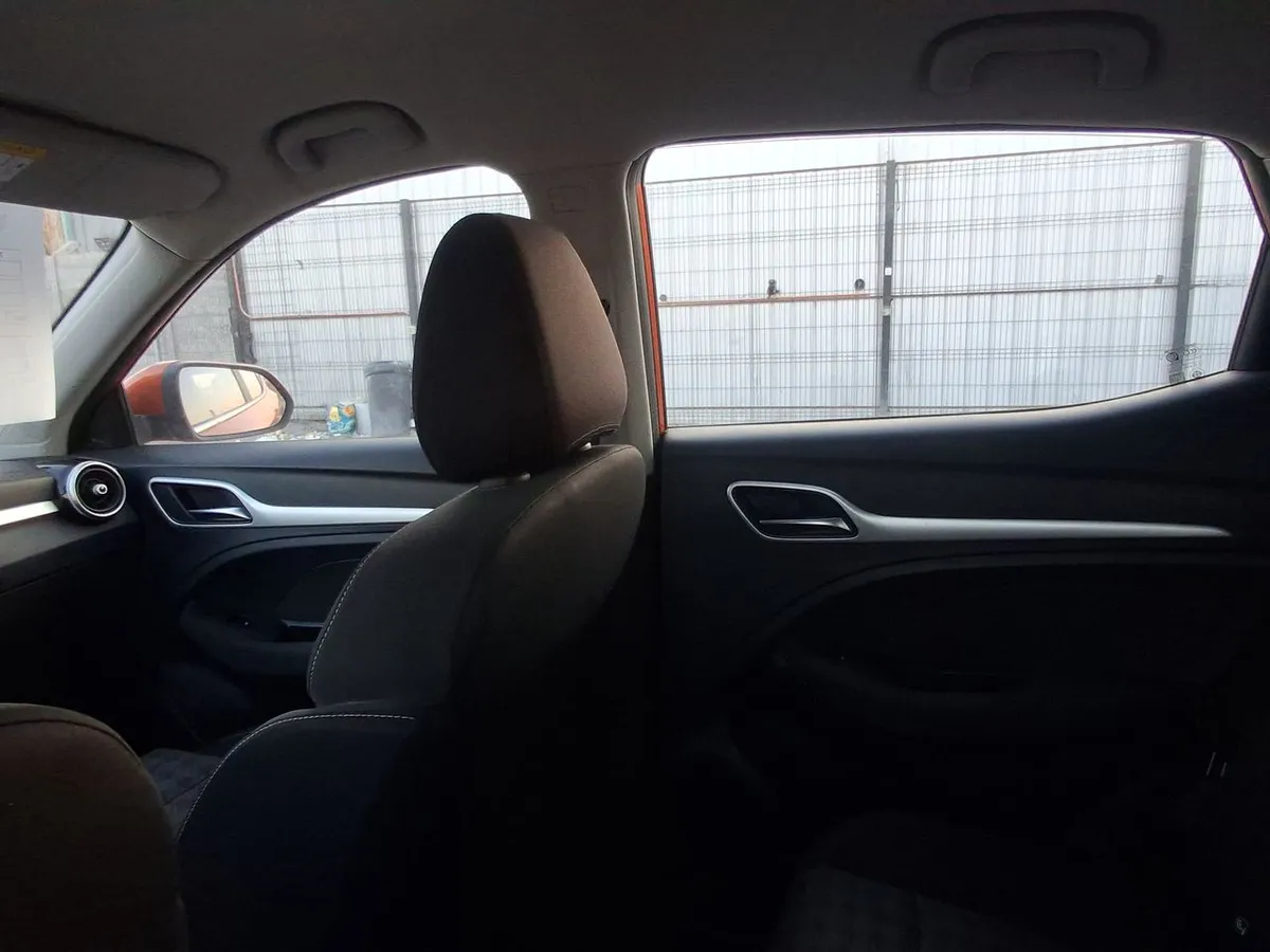 MG Mg Zs 1.5 Std 4x2 Mt 5p año 2024