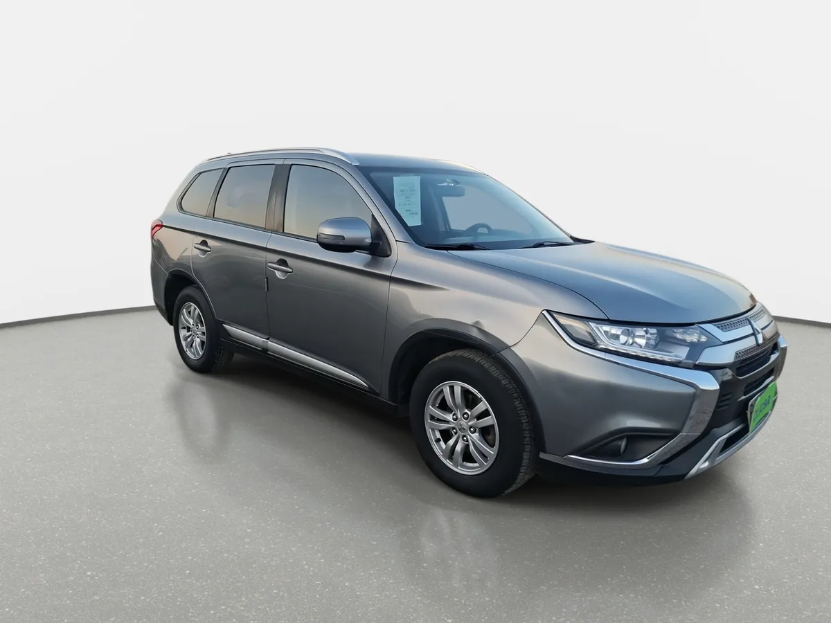 Mitsubishi Outlander 2.0 Glx 4x2 At 5p año 2021