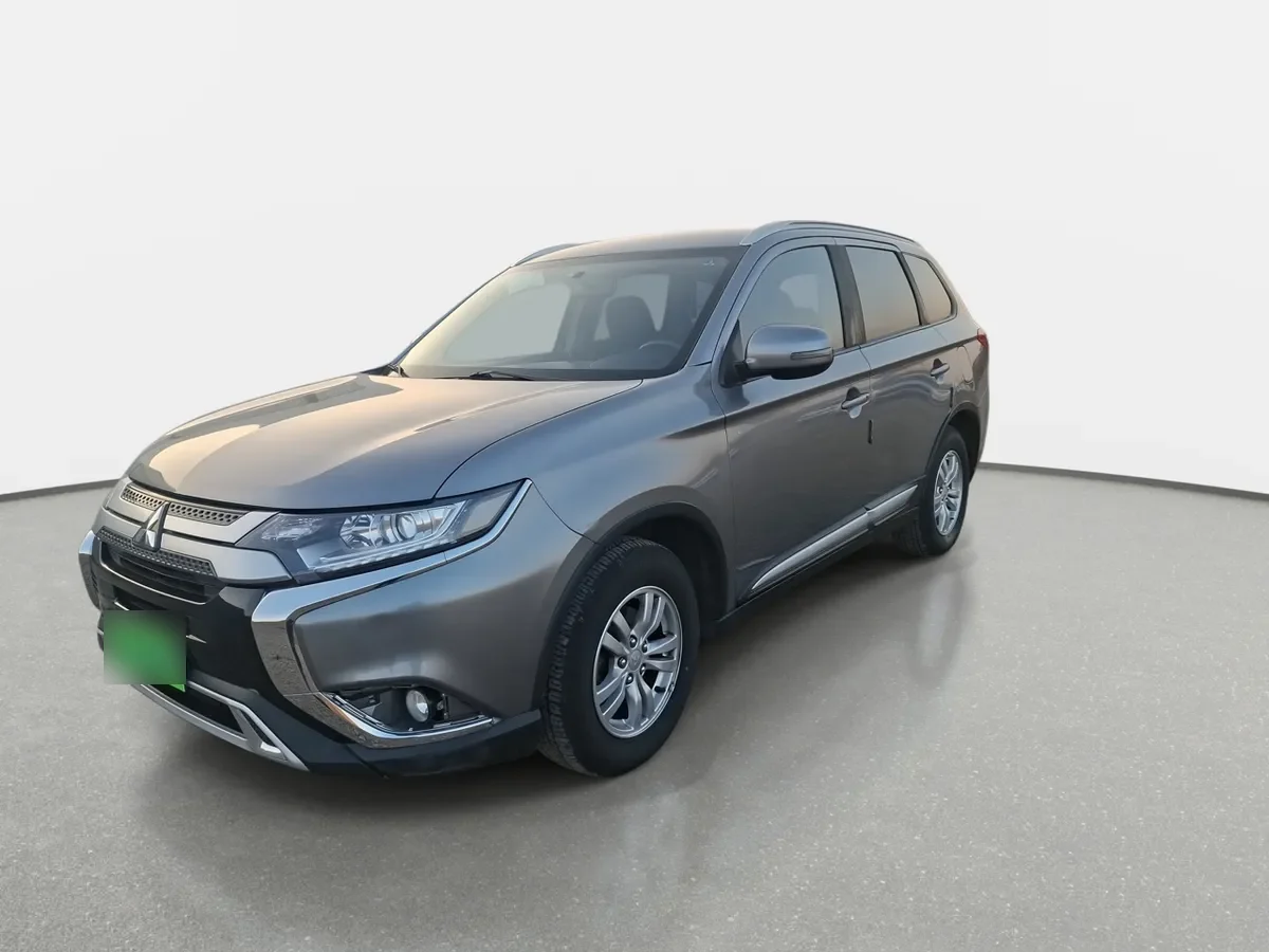 Mitsubishi Outlander 2.0 Glx 4x2 At 5p año 2021
