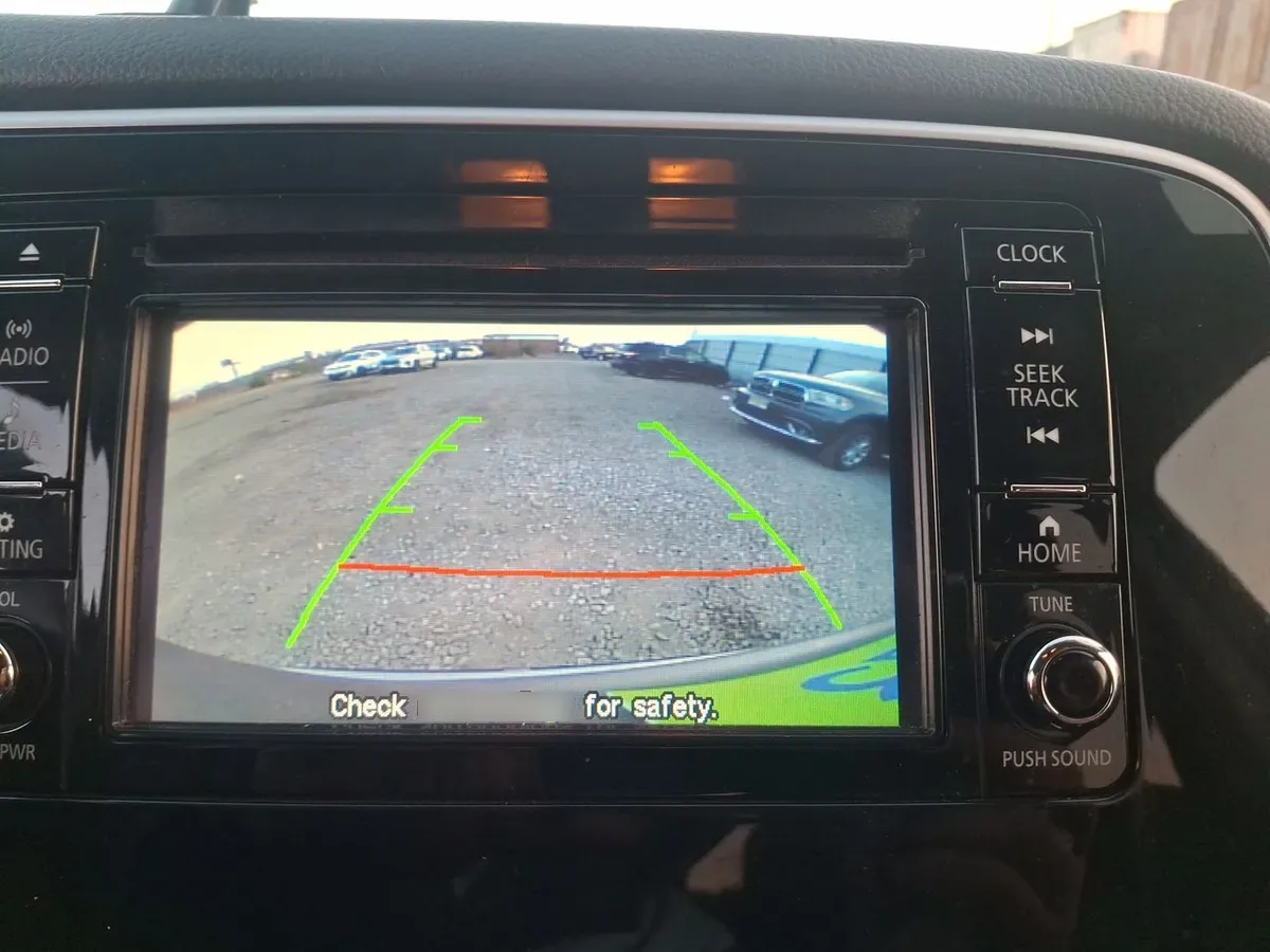Mitsubishi Outlander 2.0 Glx 4x2 At 5p año 2021